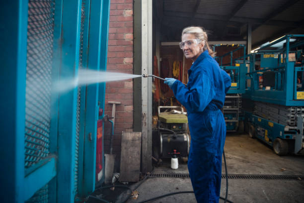 Best Pre-Holiday Cleaning  in Waterford, WI